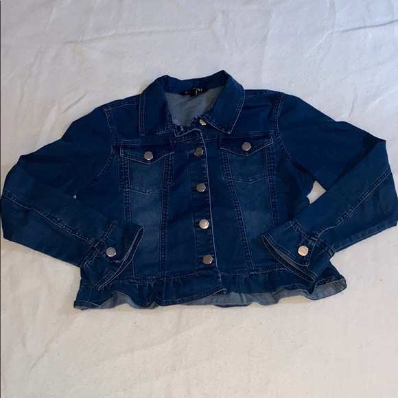 Baccini Jackets & Blazers - Women’s jean jacket